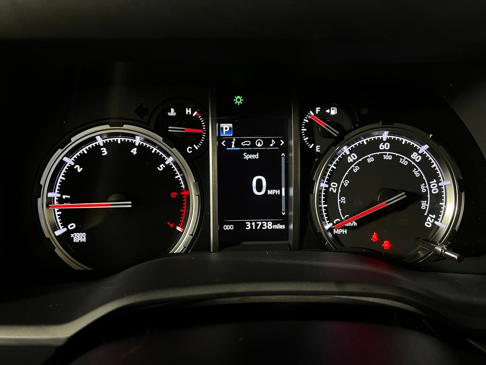 Certified 2022 Toyota 4Runner TRD Off-Road Premium AWD/4WD image 13