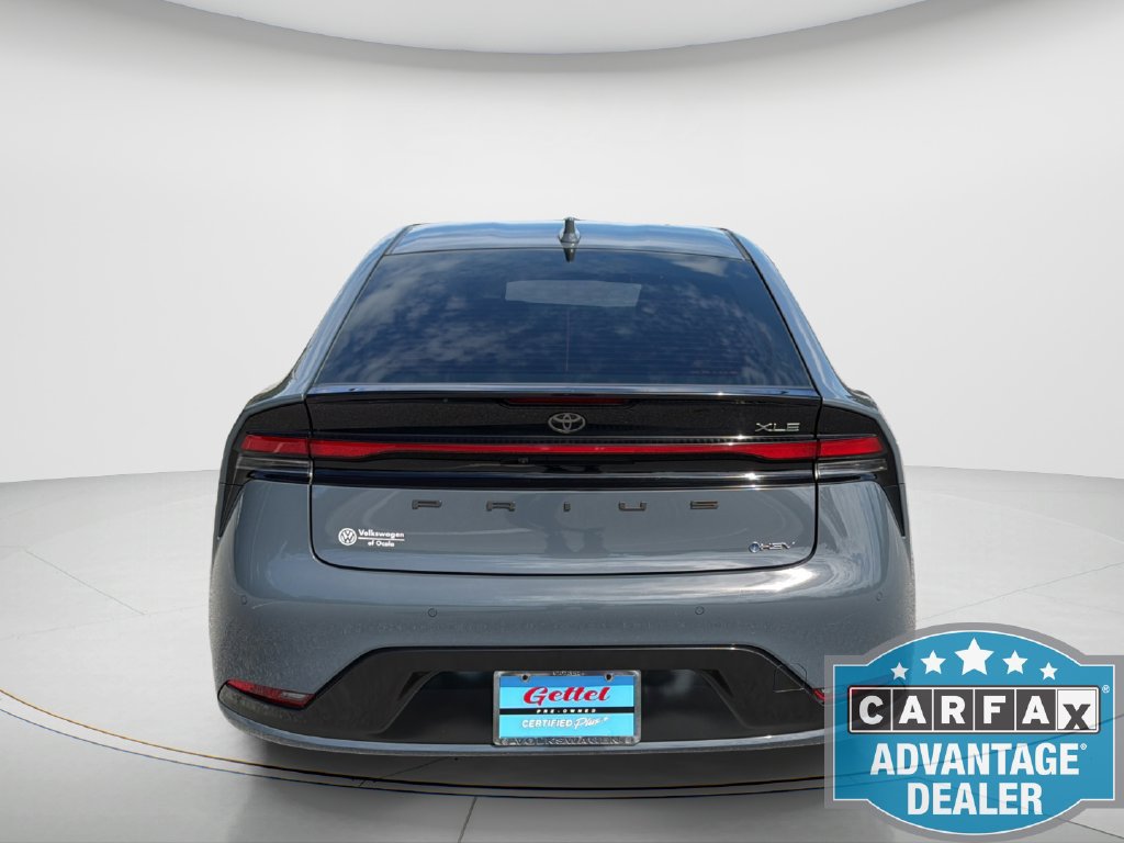 Used 2023 Toyota Prius XLE FWD image 6