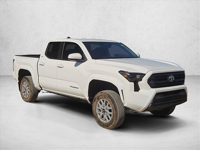 Used 2024 Toyota Tacoma SR5 AWD/4WD image 3