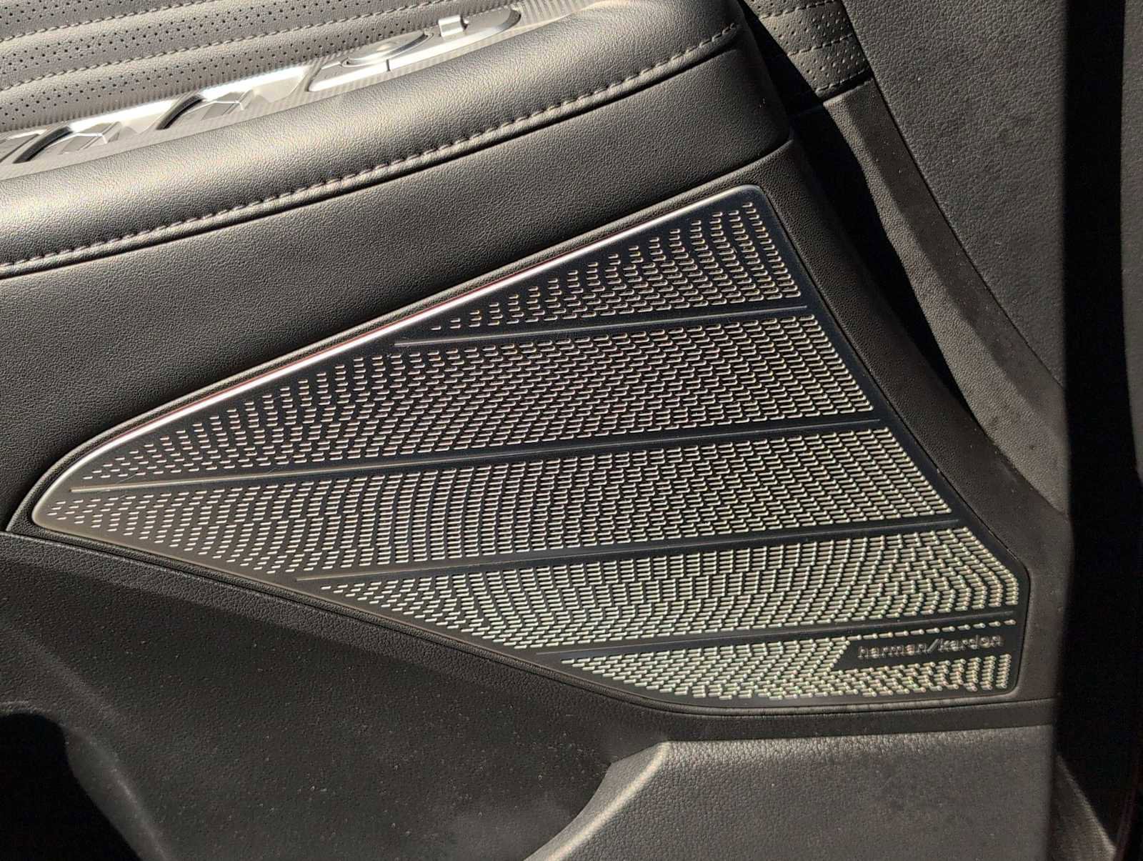 Used 2024 Hyundai Palisade Calligraphy image 29