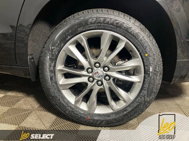 Used 2023 Buick Enclave Avenir w/ Trailering Package, 5000 lbs. image 25