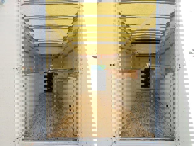 Used 2017 Chevrolet Express 3500 image 4