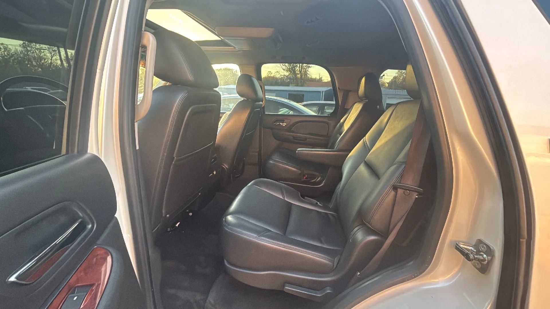 Used 2012 Chevrolet Tahoe LTZ image 23