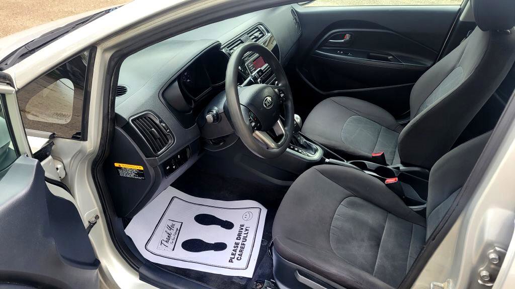 Used 2016 Kia Rio LX w/ Power Package image 10
