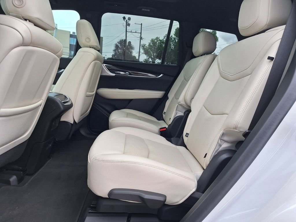 Used 2021 Cadillac XT6 Sport image 12