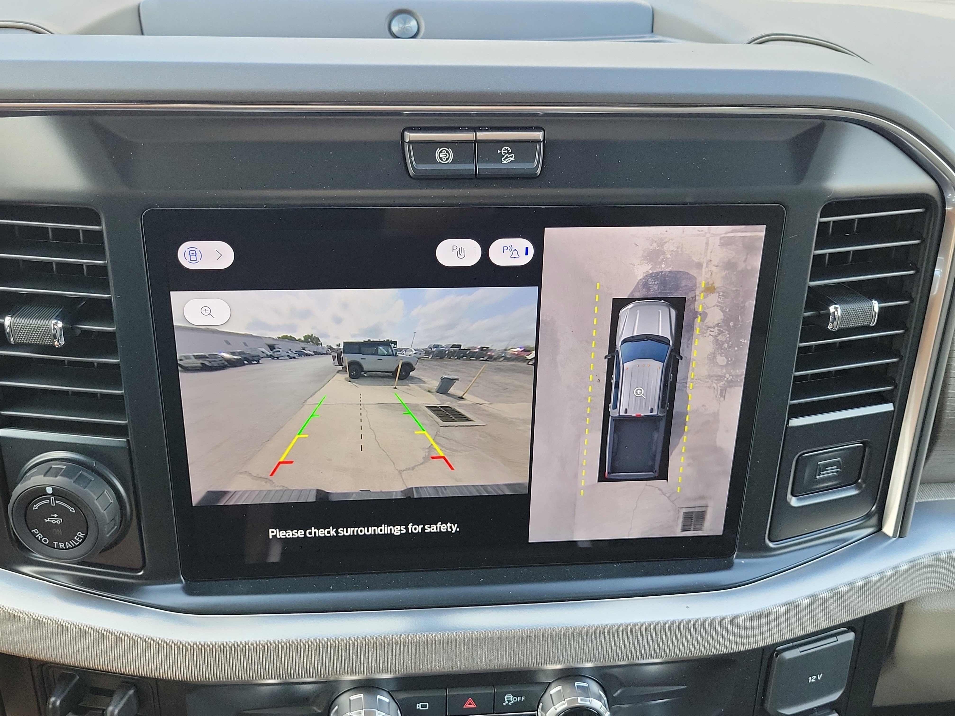 New 2026 Ford F450 Platinum w/ Platinum Plus Package AWD/4WD image 18