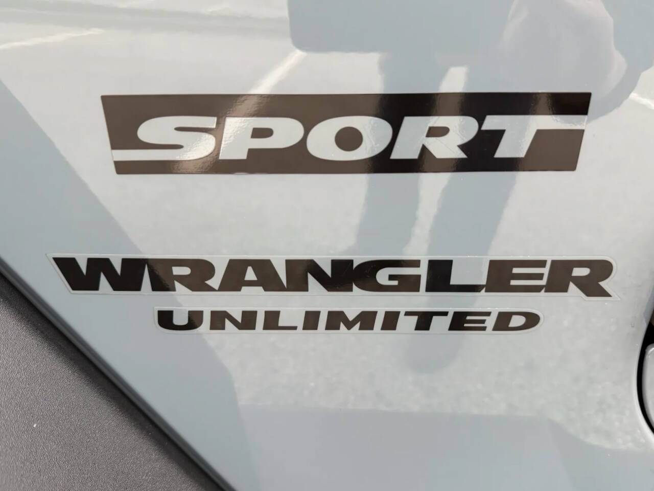 Used 2014 Jeep Wrangler Unlimited Sport w/ Quick Order Package 24S AWD/4WD image 15