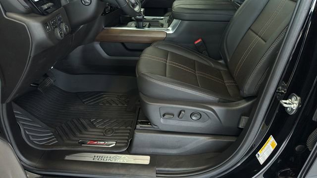 Used 2025 Chevrolet Silverado 1500 High Country w/ Technology Package image 8