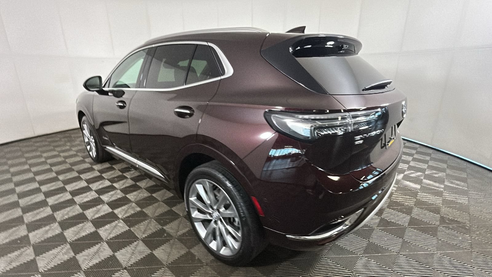 Used 2023 Buick Envision Avenir AWD/4WD image 5