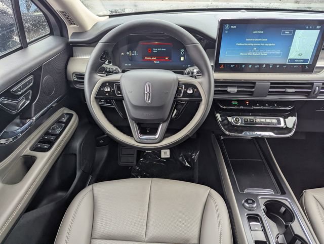 New 2026 Lincoln Corsair Premiere image 13