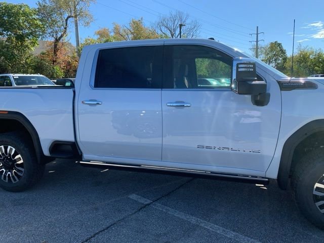 New 2026 GMC Sierra 2500 Denali Ultimate image 3