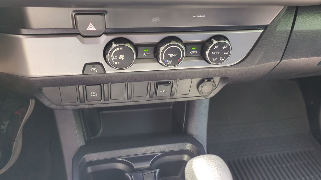 Used 2019 Toyota Tacoma SR5 RWD image 14