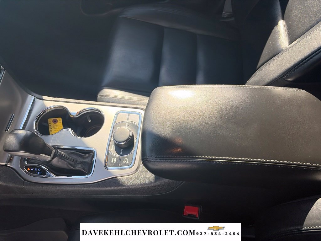 Used 2020 Jeep Grand Cherokee Limited AWD/4WD image 16