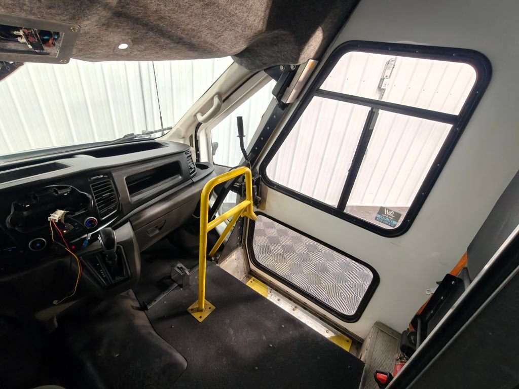Used 2021 Ford Transit 350 DRW RWD image 30