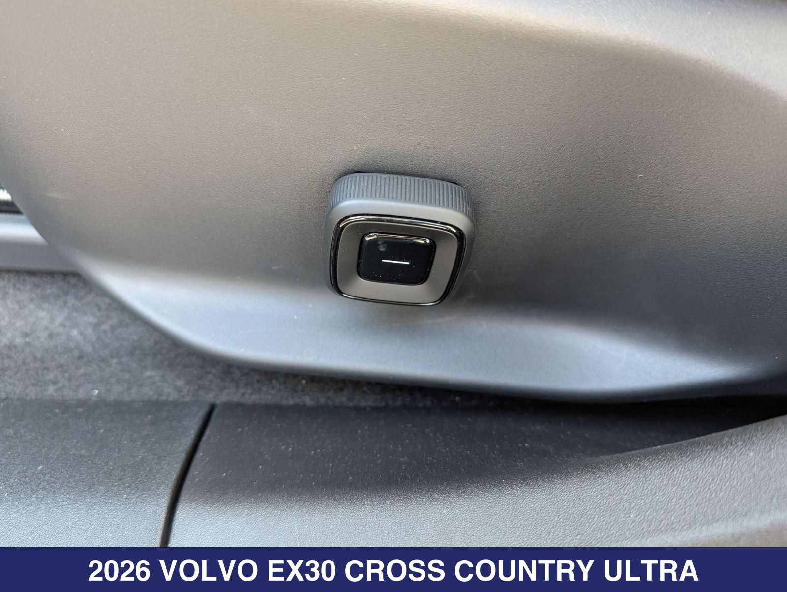 New 2026 Volvo EX30 Cross Country Ultra w/ Protection Package Premier AWD/4WD image 10