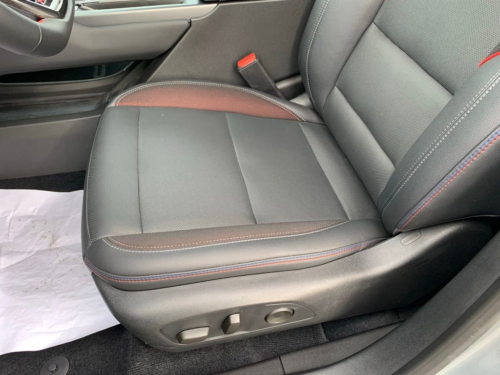 New 2024 Chevrolet Equinox EV RS image 18