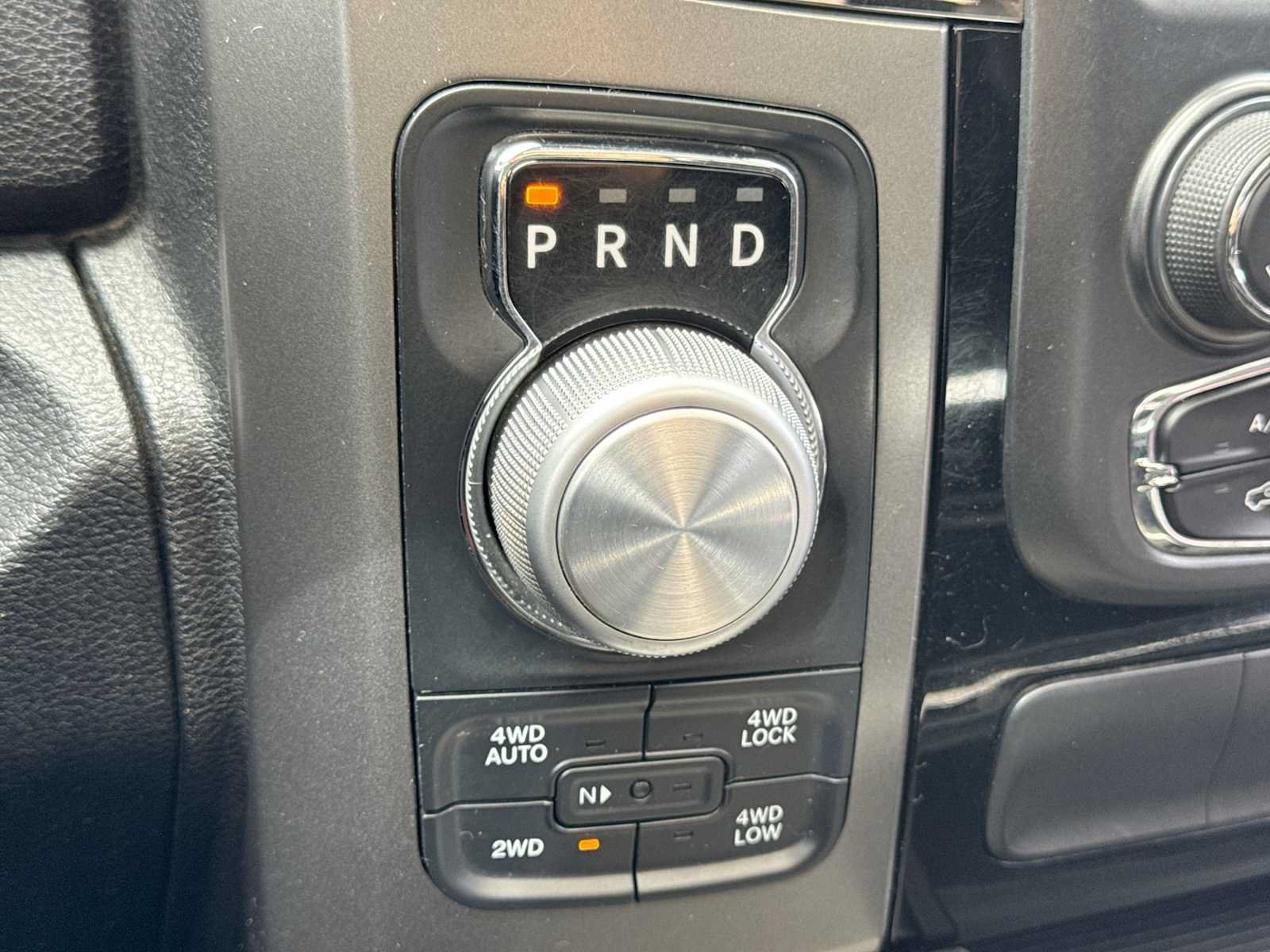 Used 2015 RAM 1500 Sport w/ Ignition Orange Sport Package AWD/4WD image 32