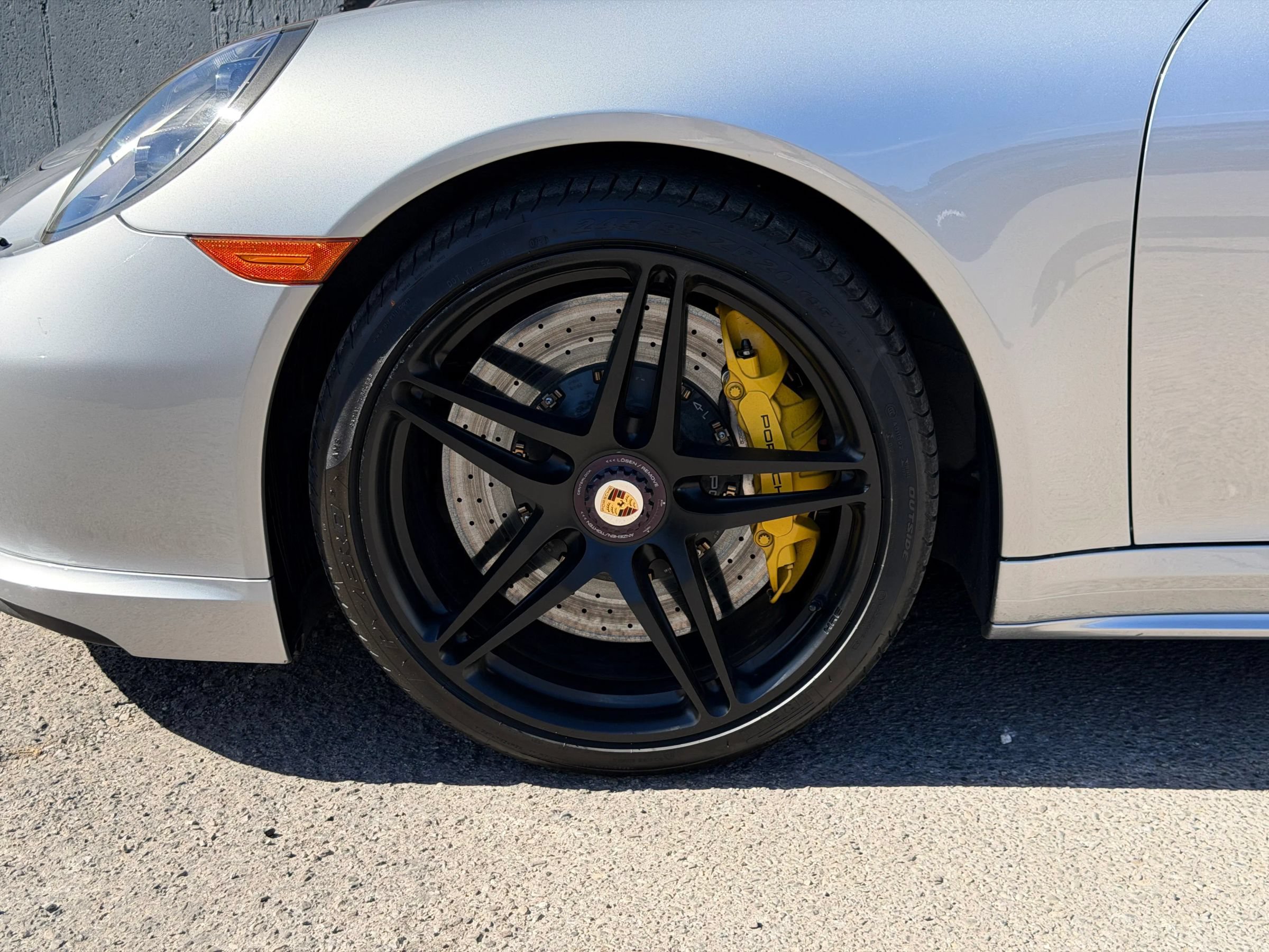 Used 2016 Porsche 911 Turbo S AWD/4WD image 4