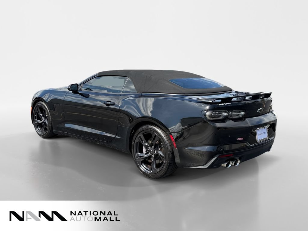 Used 2020 Chevrolet Camaro SS RWD image 3
