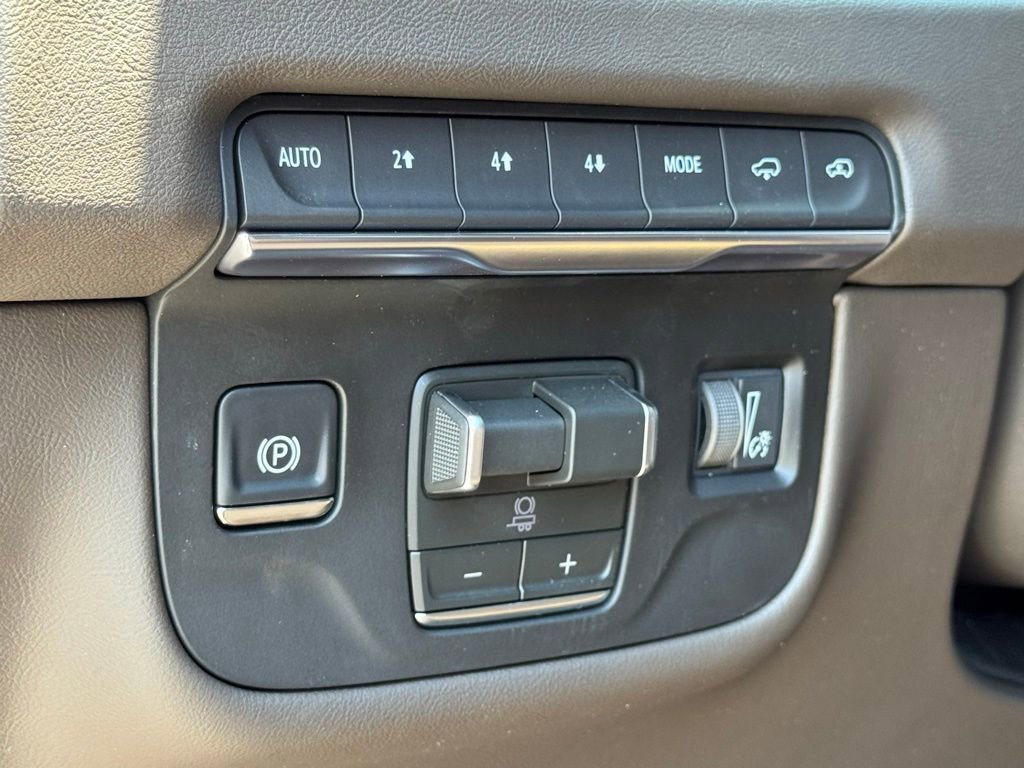 New 2026 Cadillac Escalade Luxury w/ Touring Package AWD/4WD image 24