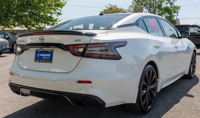Certified 2023 Nissan Maxima SR w/ Sport Mat Group FWD image 7