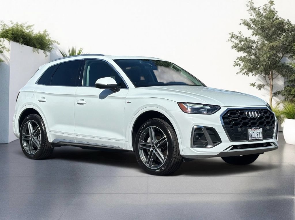 Used 2021 Audi Q5 e Premium AWD/4WD image 1