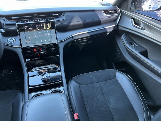 Certified 2023 Jeep Grand Cherokee Altitude image 33