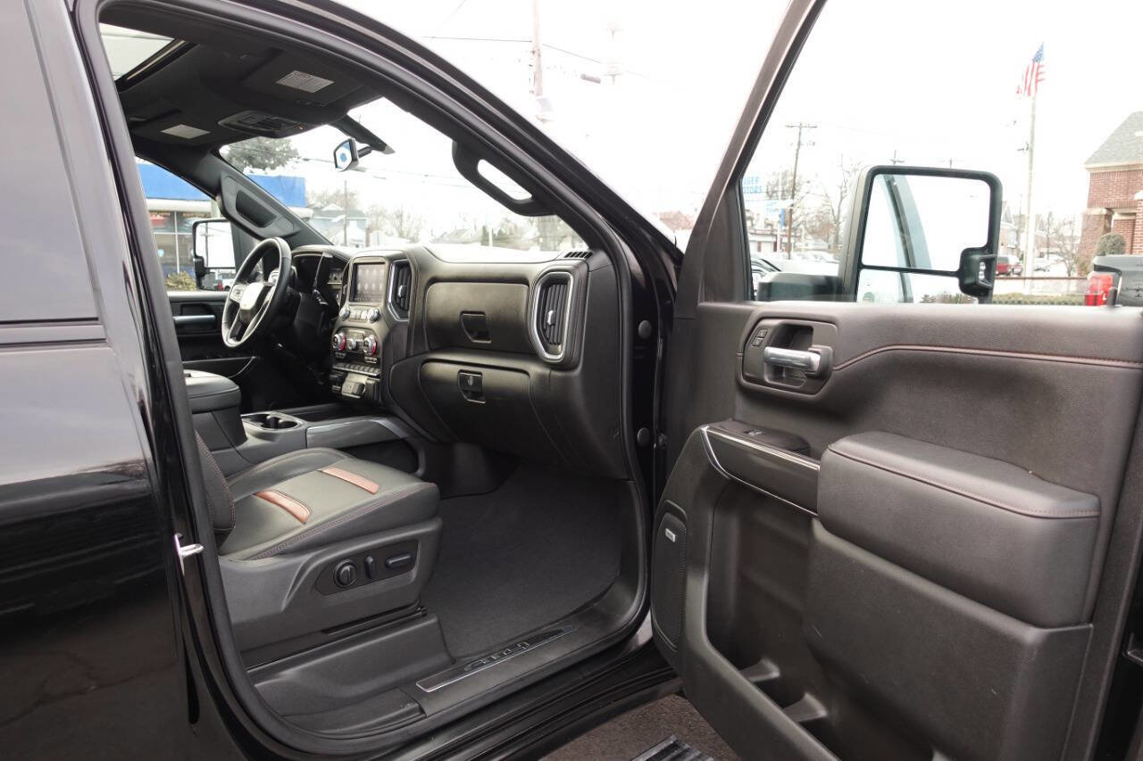 Used 2022 GMC Sierra 2500 AT4 w/ AT4 Preferred Package AWD/4WD image 33