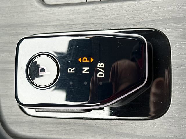 Used 2024 Nissan Ariya AWD image 19