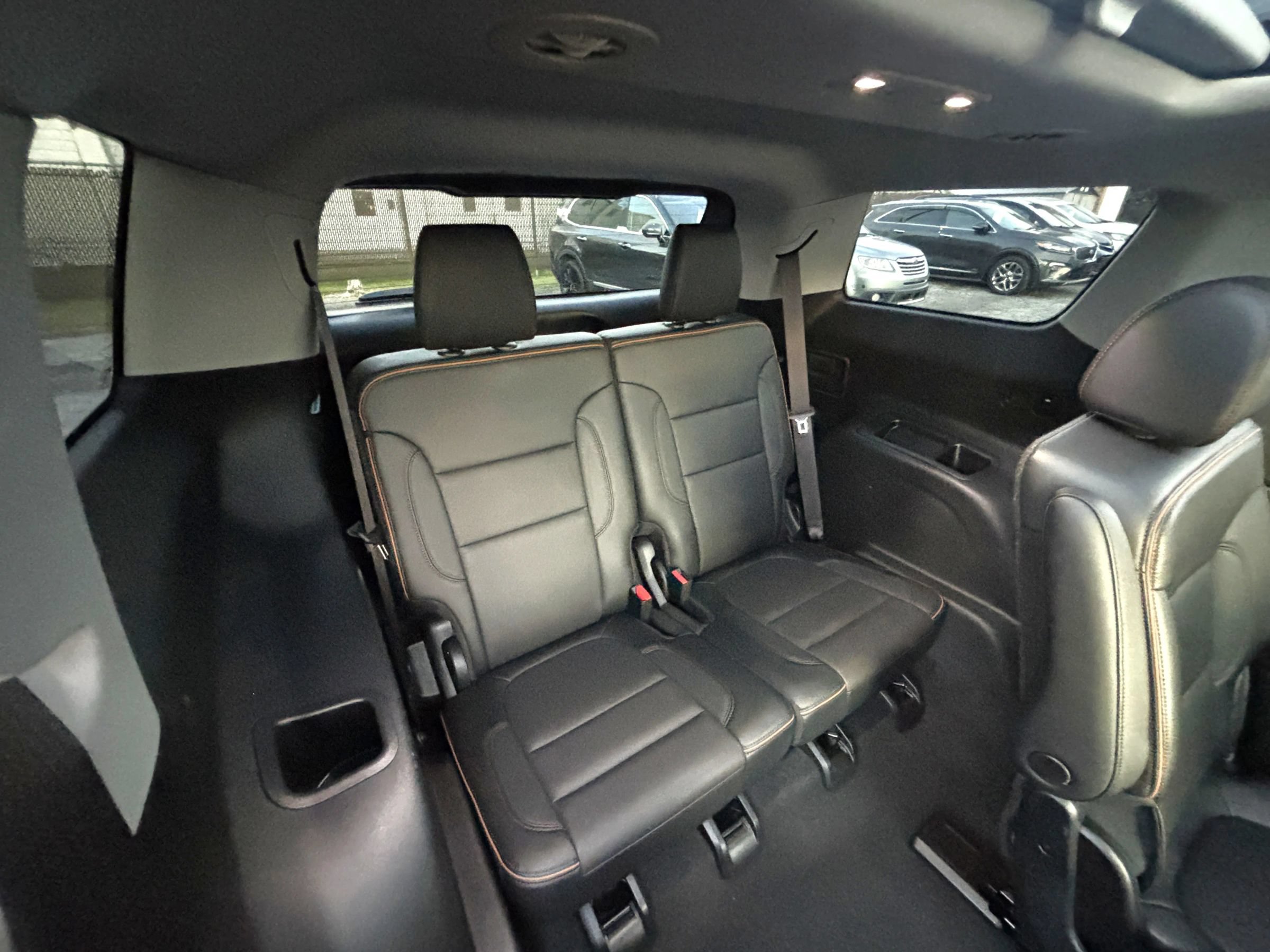 Used 2021 GMC Acadia AT4 w/ Technology Package AWD/4WD image 10