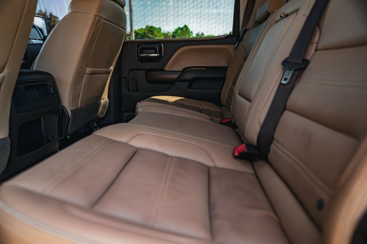 Used 2019 GMC Sierra 2500 Denali w/ Duramax Plus Package AWD/4WD image 34
