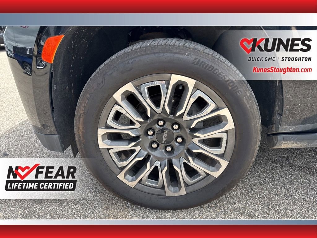 Used 2023 GMC Yukon XL Denali Ultimate image 16