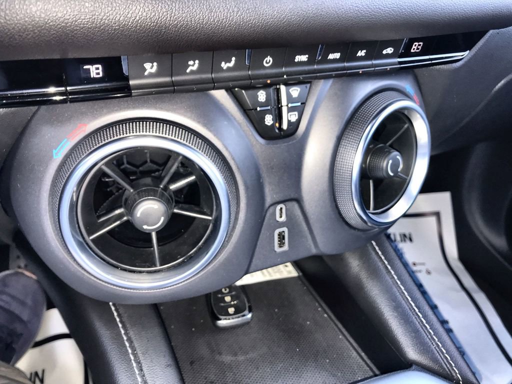 Used 2023 Chevrolet Blazer LT image 18