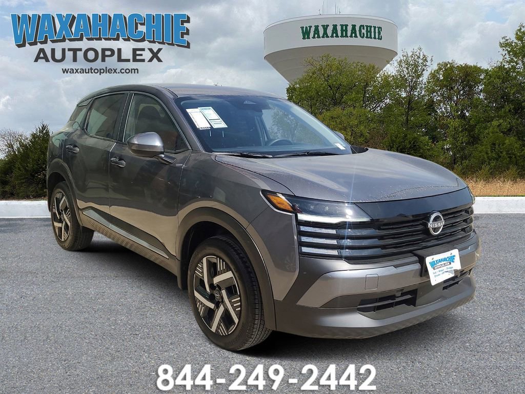 Used 2025 Nissan Kicks SV FWD image 1