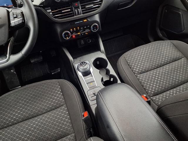Used 2024 Ford Escape Active image 10