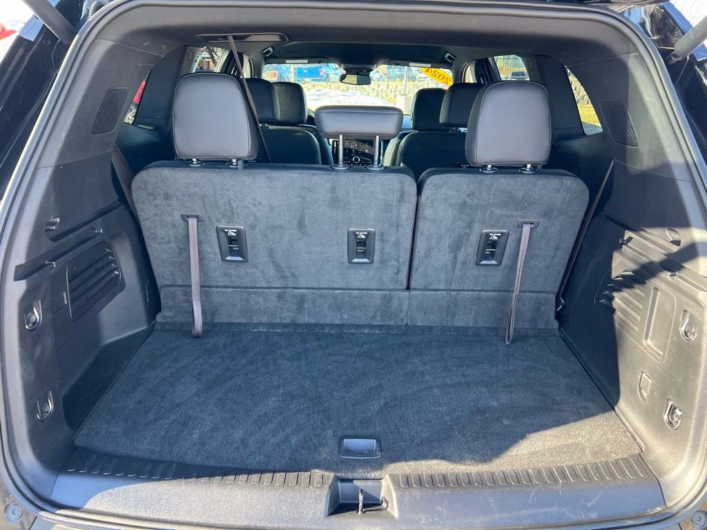 Used 2024 GMC Acadia Elevation image 23