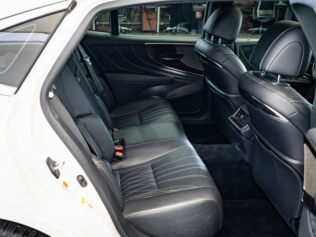 Used 2019 Lexus LS 500 AWD w/ Interior Upgrade Package image 36