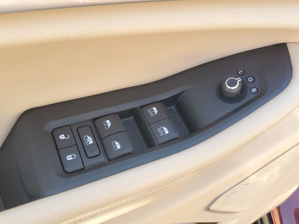 Used 2022 Jeep Grand Cherokee L Limited AWD/4WD image 12