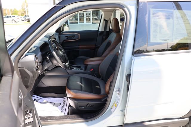 Used 2022 Ford Bronco Sport Outer Banks w/ Tech Package image 12