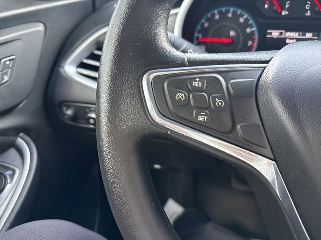 Used 2017 Chevrolet Malibu LS FWD image 17