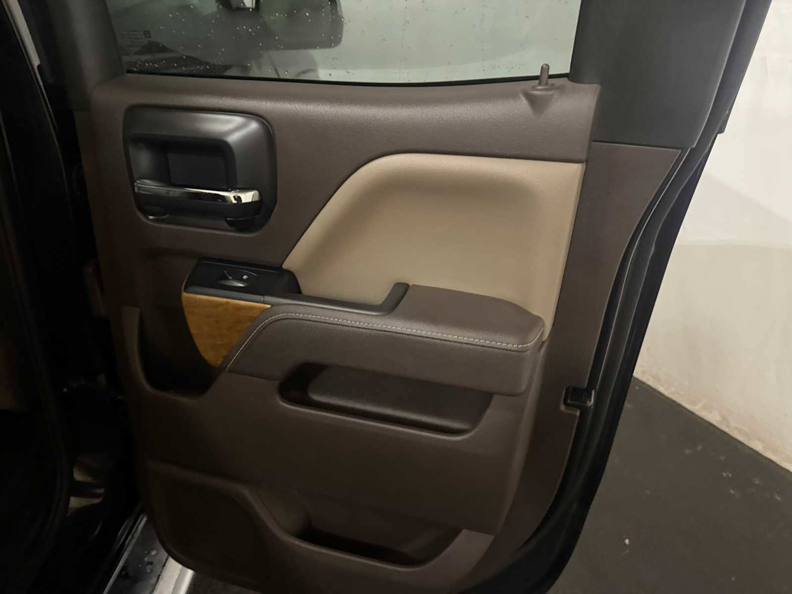 Used 2014 Chevrolet Silverado 1500 LTZ w/ LTZ Plus Package image 26