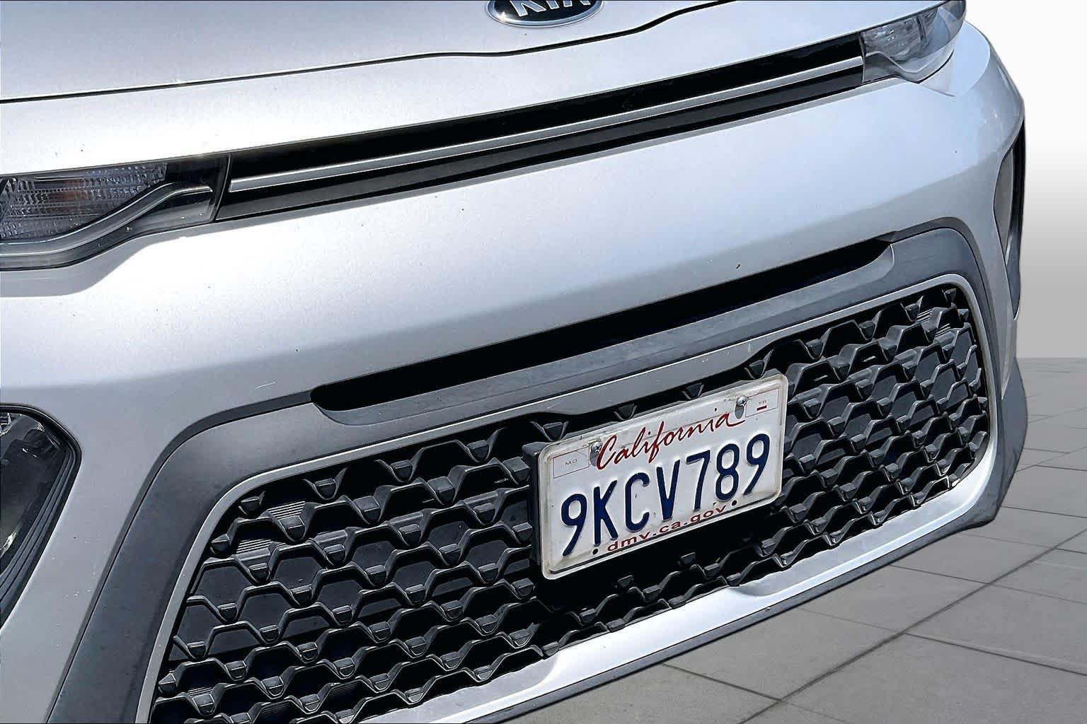 Used 2020 Kia Soul S FWD image 29