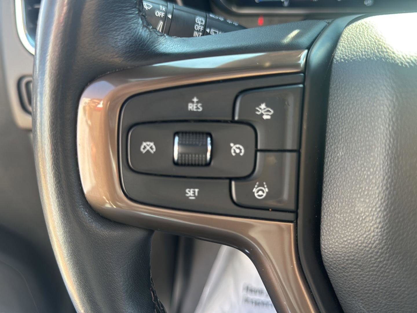 Used 2024 Chevrolet Tahoe High Country w/ Advanced Technology Package image 36