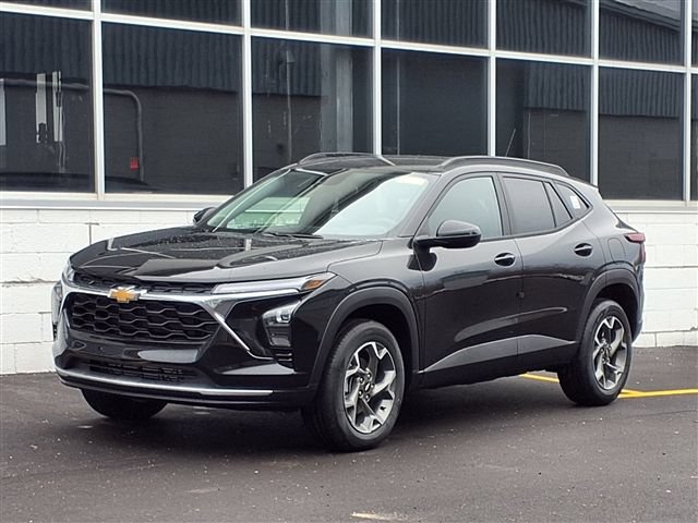 New 2026 Chevrolet Trax LT w/ LT Convenience Package FWD image 1