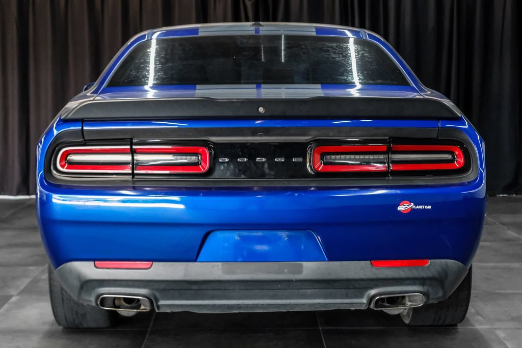 Used 2019 Dodge Challenger SXT w/ Blacktop Package RWD image 11