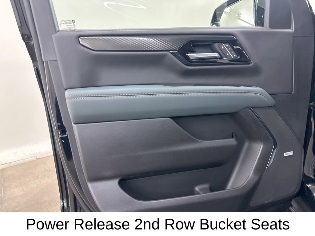 New 2026 GMC Yukon XL AT4 w/ AT4 Premium Plus Package AWD/4WD image 30