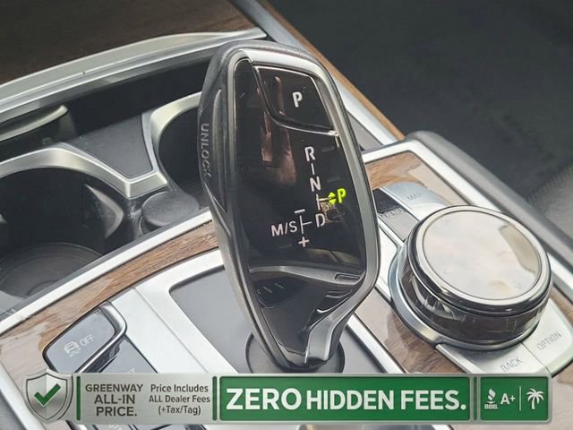 Used 2018 BMW 750i RWD image 12