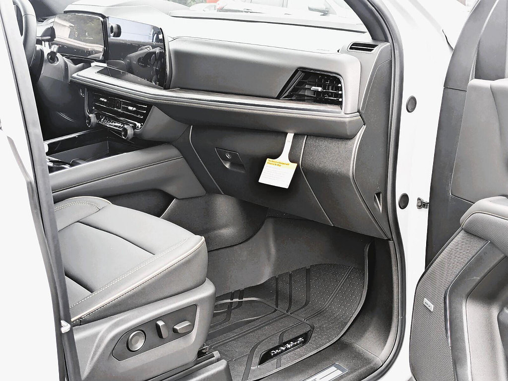 New 2026 Chevrolet Tahoe Premier AWD/4WD image 38