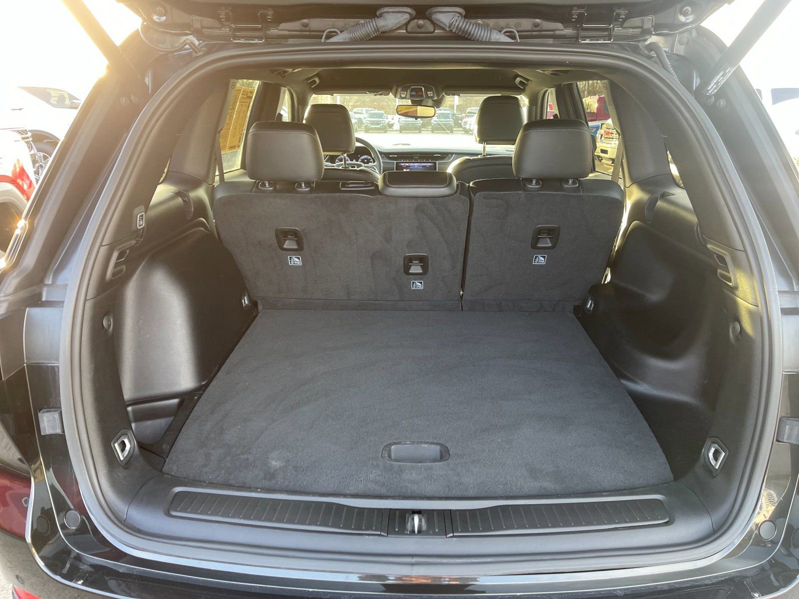 Used 2024 Jeep Grand Cherokee Limited w/ Trailer Tow Package image 17