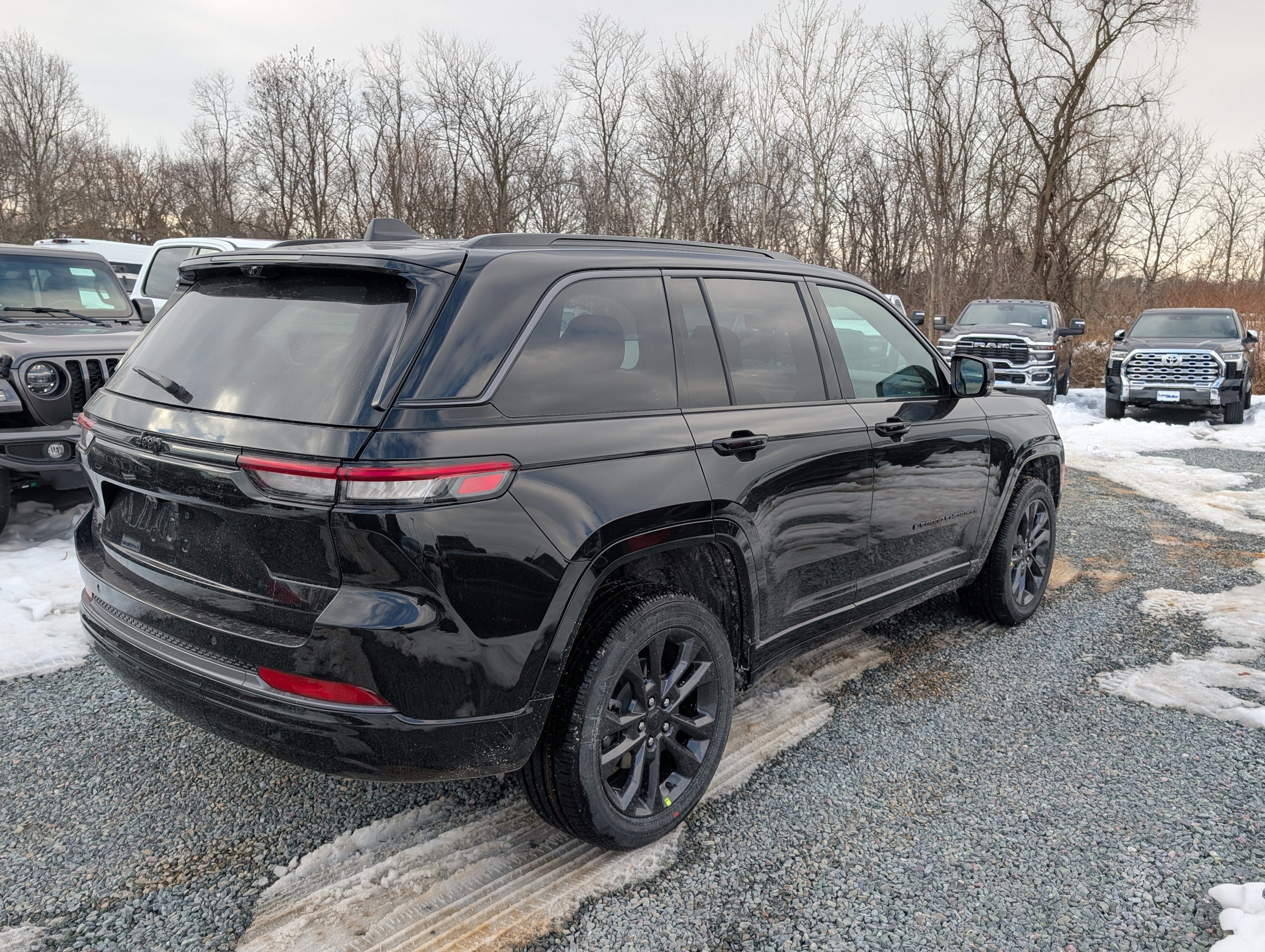 New 2026 Jeep Grand Cherokee Limited image 3